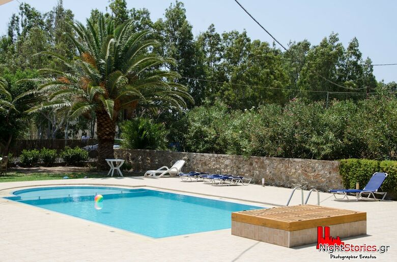 Apartamentos Flisvos Rooms