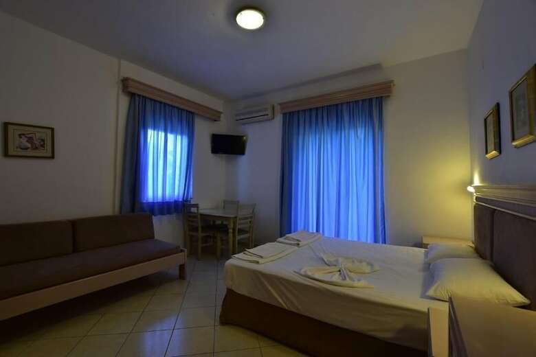 Apartamentos Flisvos Rooms