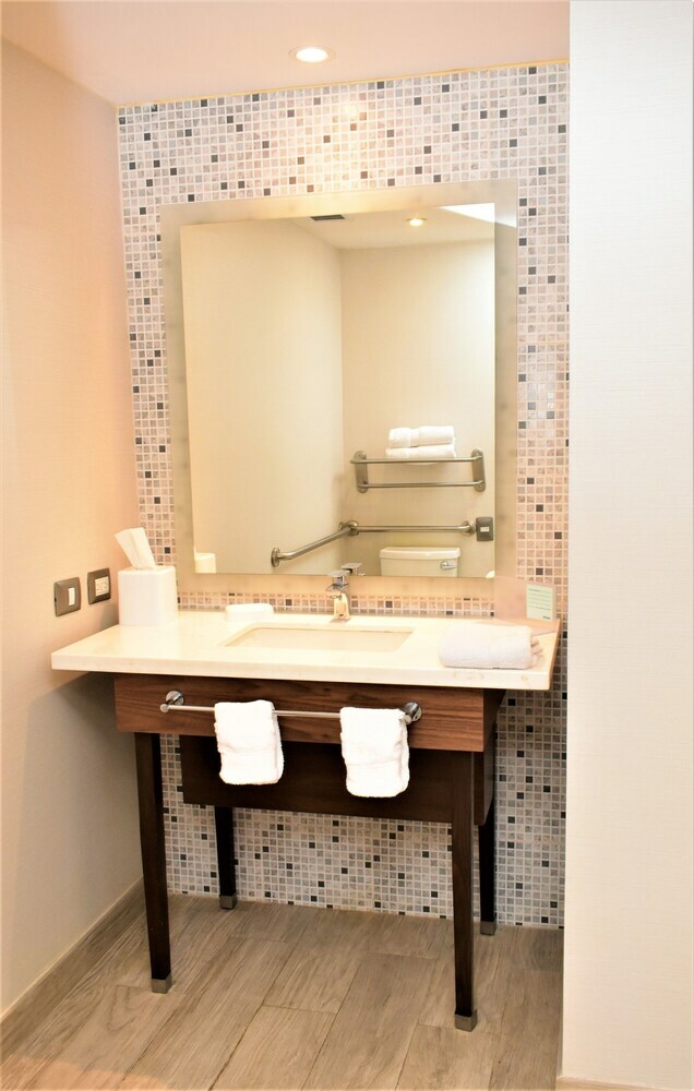 Hotel Hampton Inn By Hilton Hermosillo, Mexico