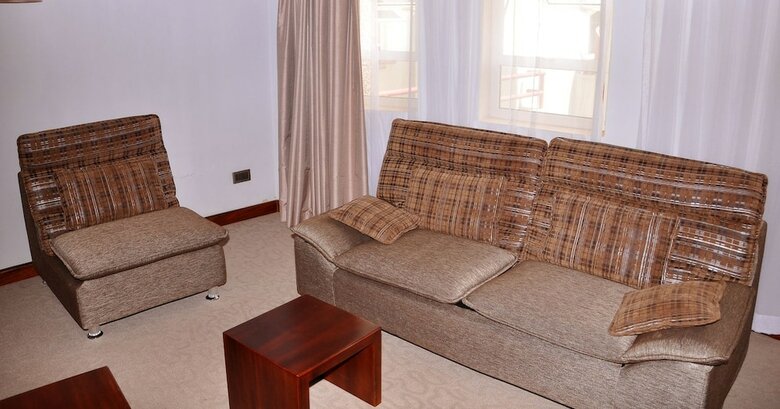 Lake Heights Hotel Entebbe