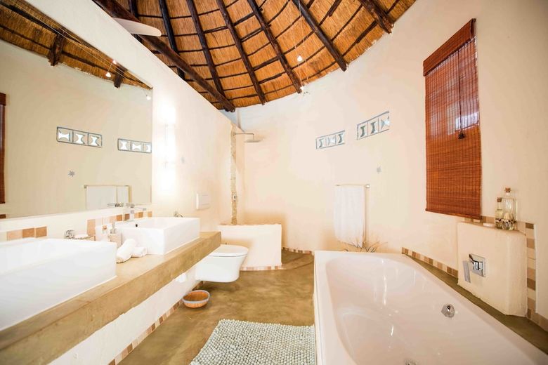 Posada Mziki Safari Lodge