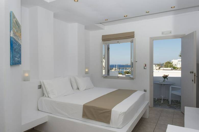 Hotel Kanale's Rooms And Suites