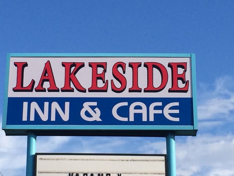 Motel Lakeside Inn And Cafe