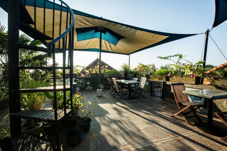 U Tube Hotel & Spa