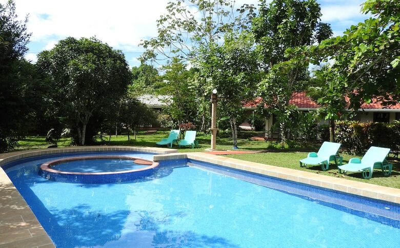 Hotel De Campo Ca�o Negro