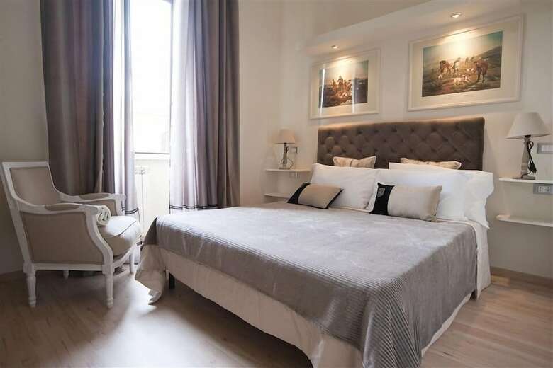 Iulia Guest House