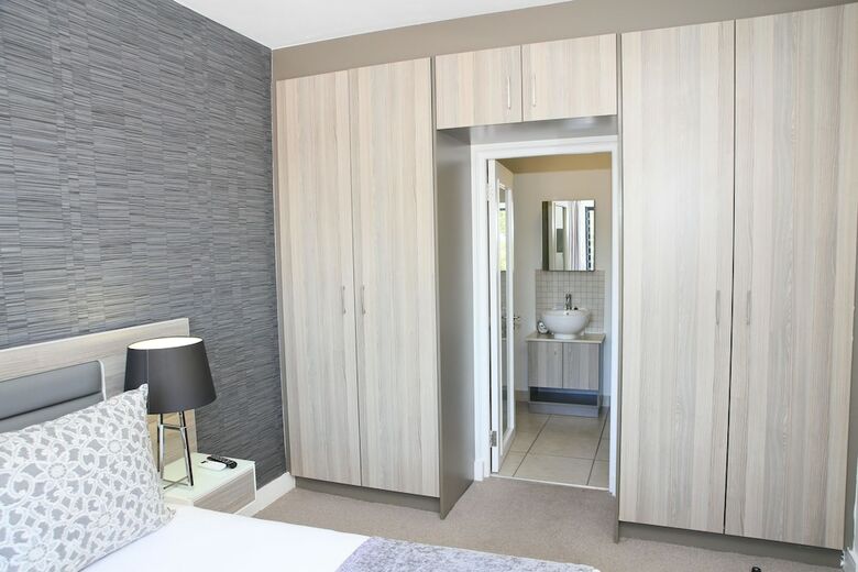Apartamentos C.a.g The Cube