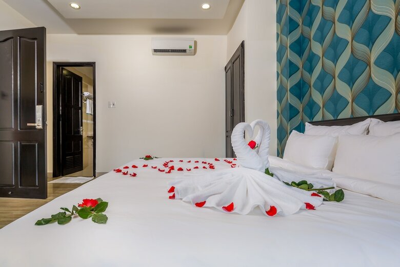 Hotel La Maison Da Nang Beach