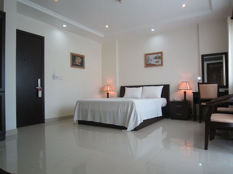 Hung Vuong 2 Hotel
