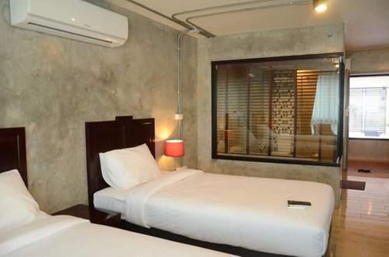 Hotel Prestige Chiang Mai