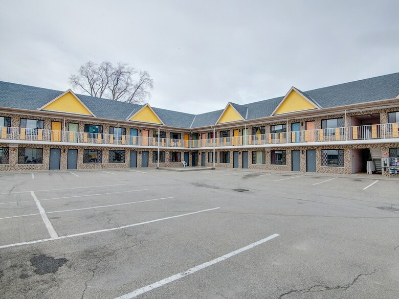Motel Oyo Hotel Niagara Falls, On - Fallsview