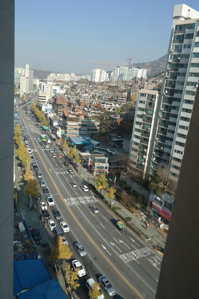 Cs Avenue Hotel