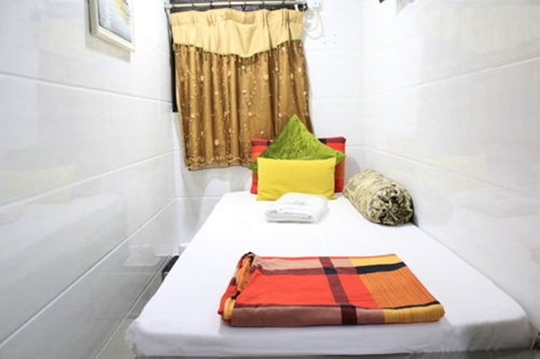 Hostal Kamal Deluxe Hotel
