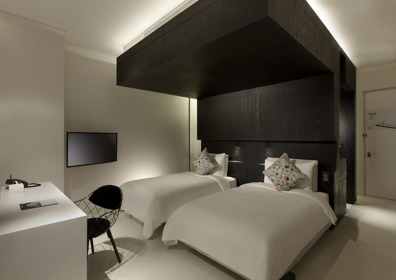 Hotel The Place Tainan