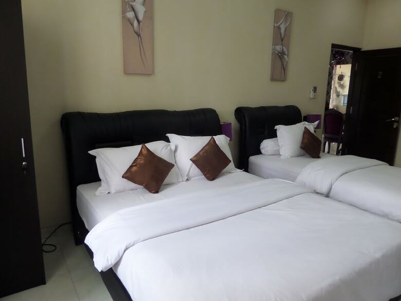 Griya Nendra Hotel