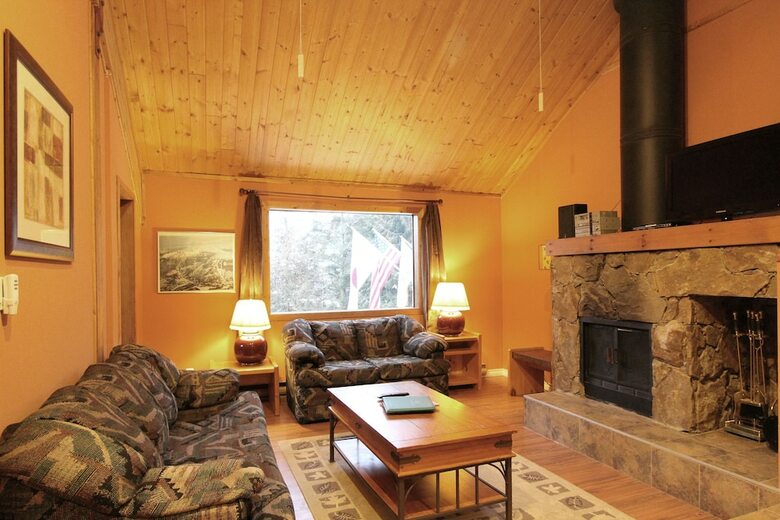 Accommodations By Whistler Retreats