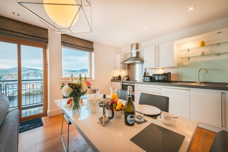 Highland Apartments By Mansley