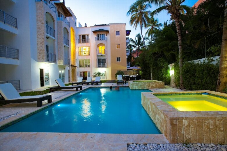 Chateau Del Mar