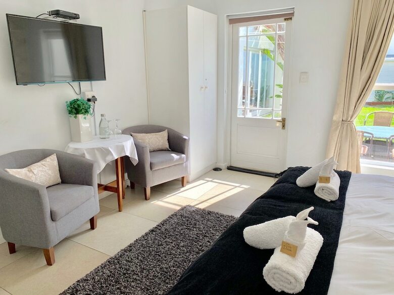 Hotel Abington Manor - Fish Hoek Guesthouse