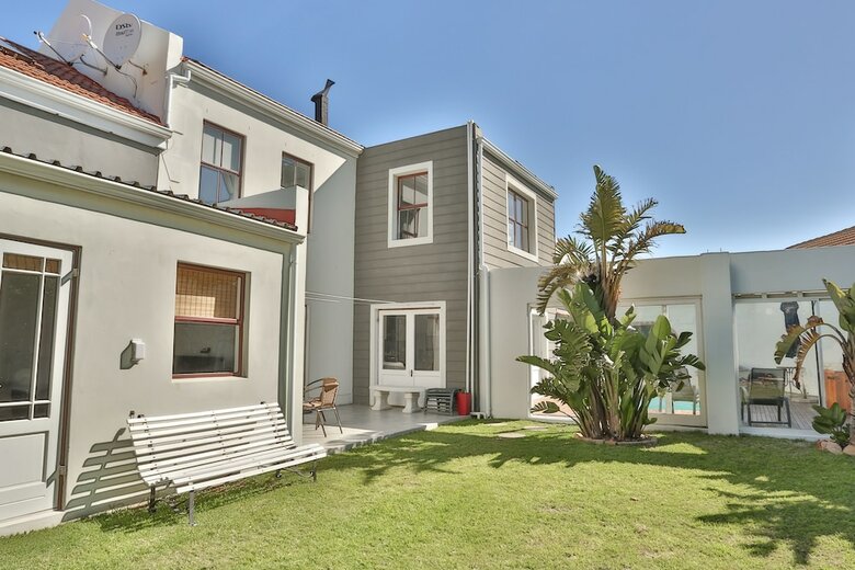Hotel Abington Manor - Fish Hoek Guesthouse