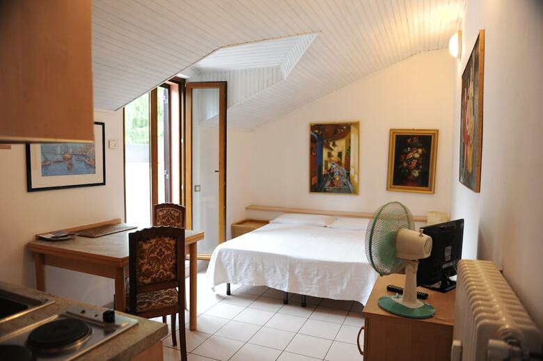 Apartamentos Victoria Hotels Carso