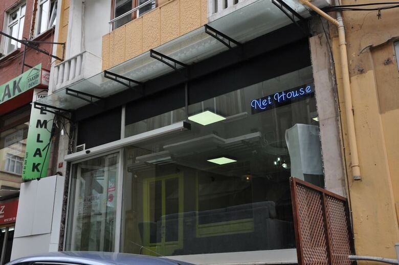 Net House Hotel