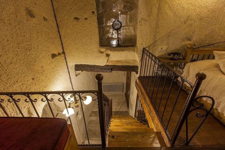 Mithra Cave Hotel - Special Class