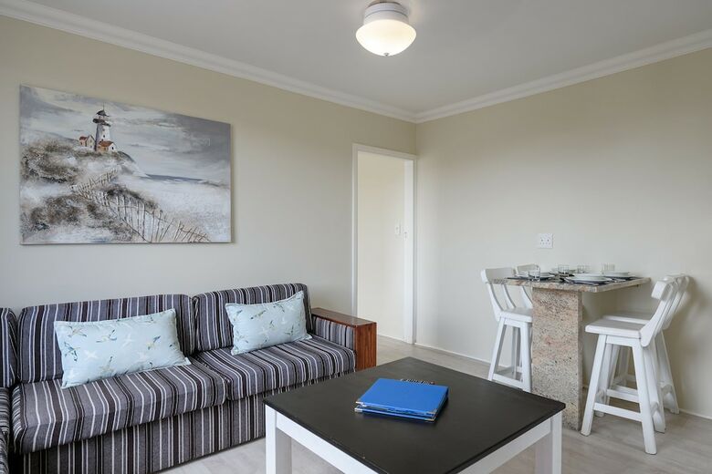 Apartamentos Margate Beach Club