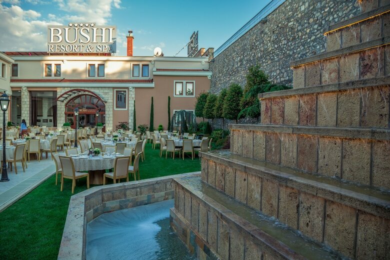 Hotel Bushi Resort & Spa