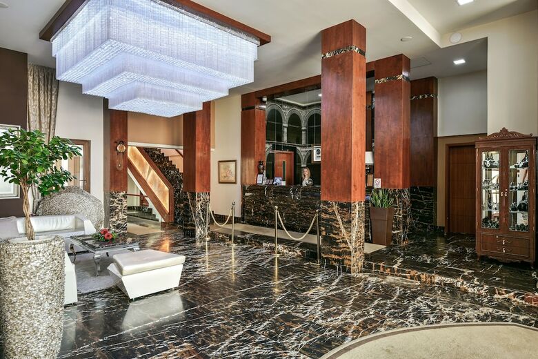 Hotel Bushi Resort & Spa