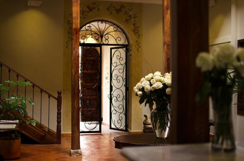 Hotel Santa Lucia House - Forum