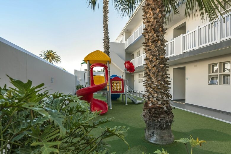 Apartamentos Inverness