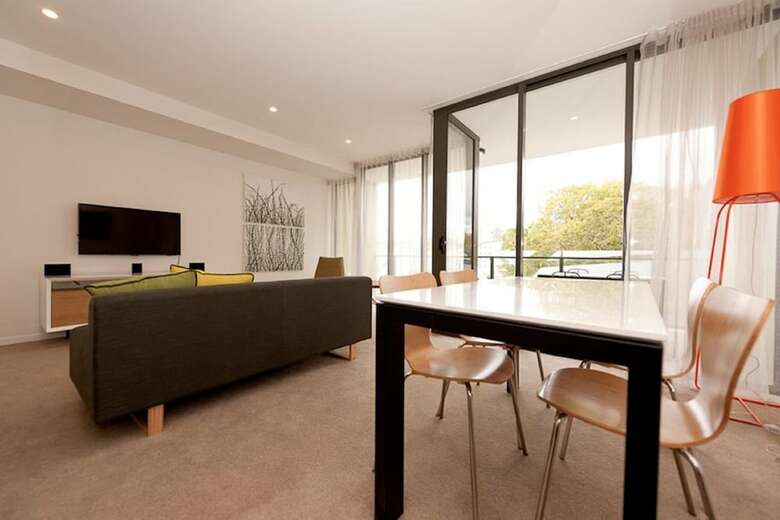 Aparthotel Vine Serviced Apartments