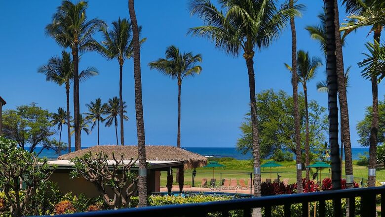 Luana Kai Resort