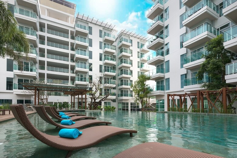 Hotel Fishermen's Harbour Urban Resort