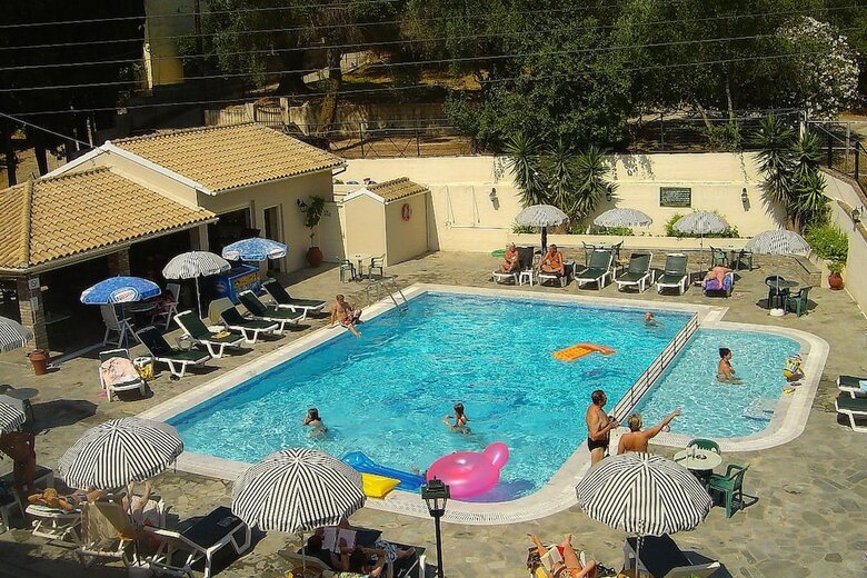 Aparthotel Elli-marina Studios & Apartments