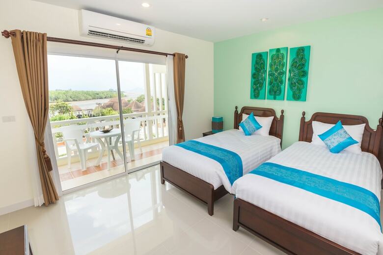 Hotel Krabi Front Bay Resort