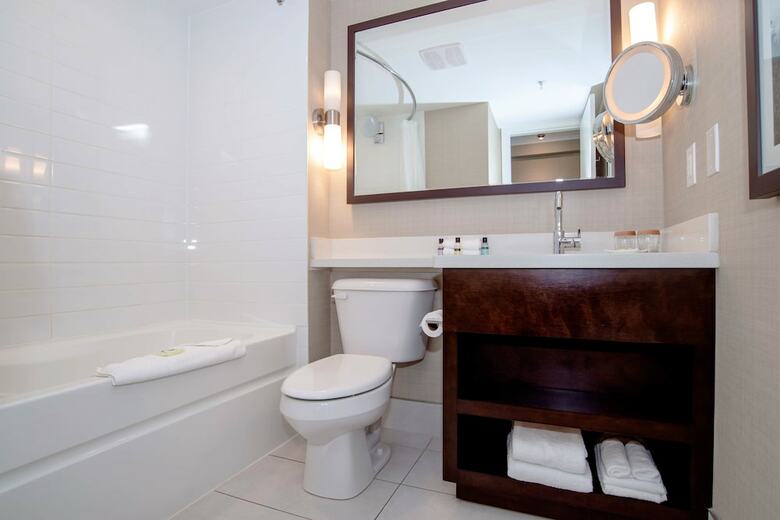 Sandman Hotel Oakville