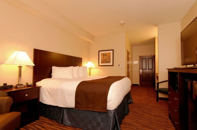Hotel Cobblestone Inn & Suites - Fort Madison
