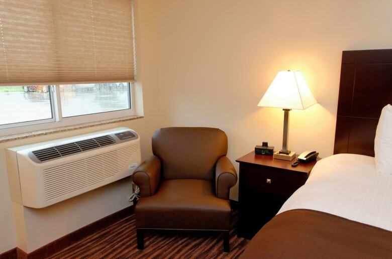Hotel Cobblestone Inn & Suites - Fort Madison