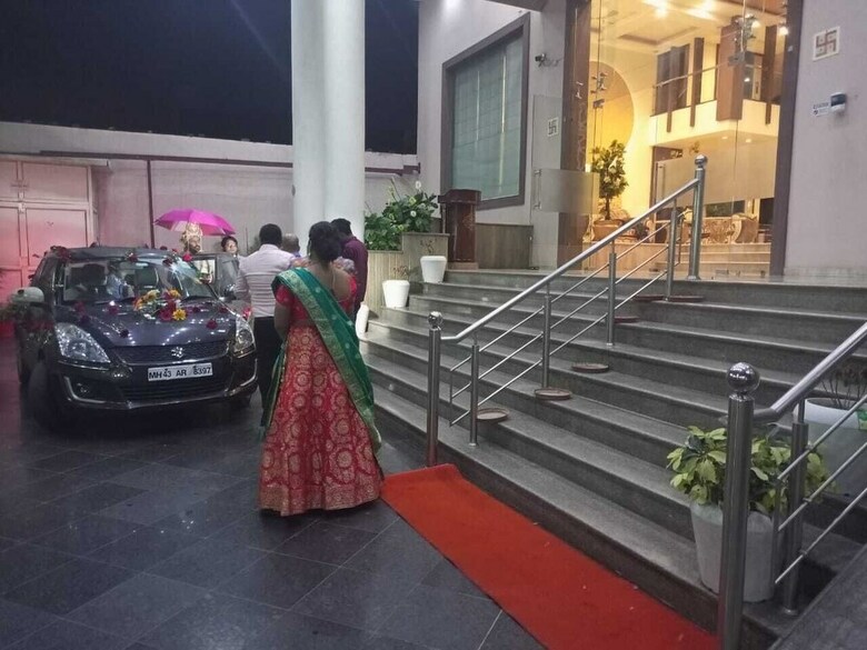 Devashish Hotel