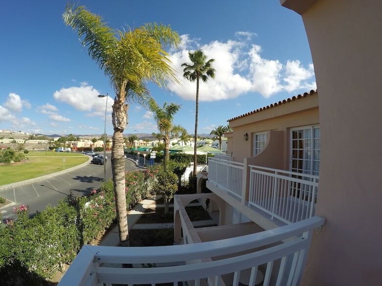 Apartamentos Bungalows Parque Nogal