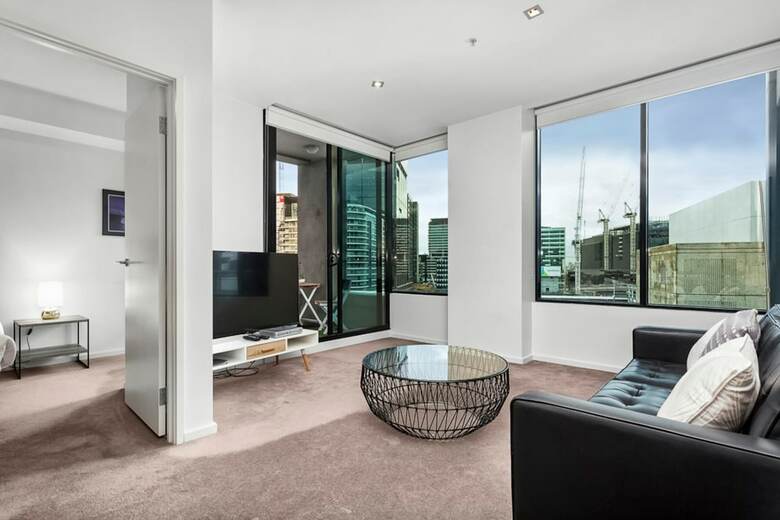 Waterfront Melbourne Apartments