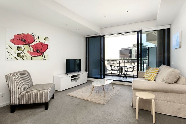 Waterfront Melbourne Apartments