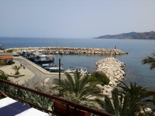 A&g Paisiou Maisonettes