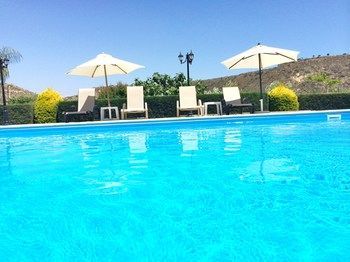 Himonas Apartments