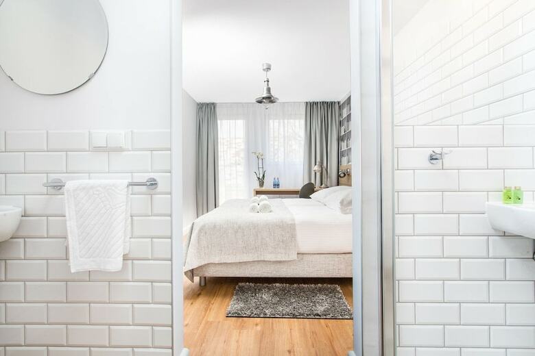 Smart Hotel Garnizon