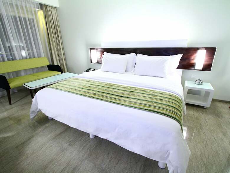 Sensa Hotel