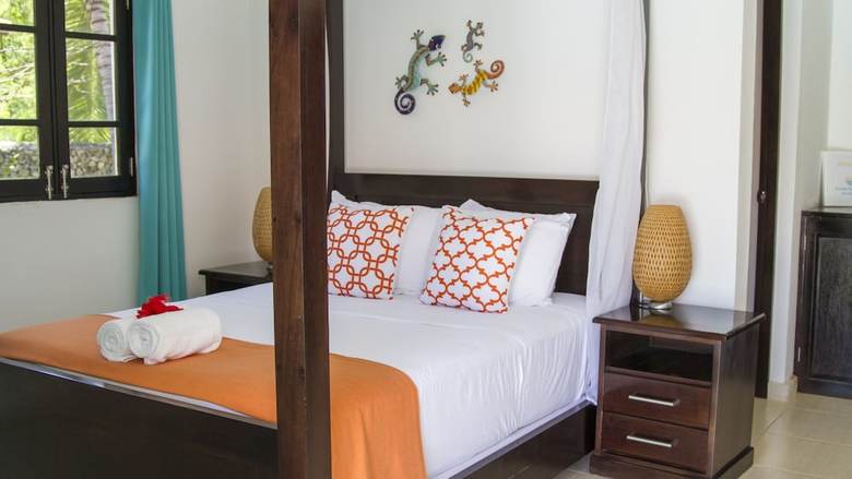 Bed & Breakfast Garden By The Sea