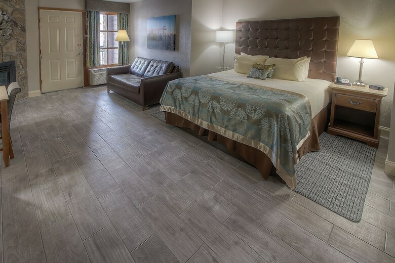 Hotel Accommodation By Willow Brook Lodge